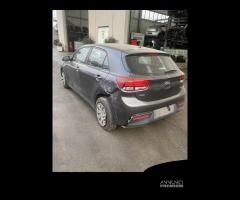 RICAMBI USATI AUTO KIA Rio Serie Benzina 1.2 (17>) - 6