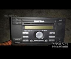 Stereo Ford Fiesta - 1