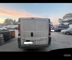 Ricambi Opel Vivaro 2.0 CDTI 114cv del 2009 - 18