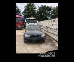 Bmw 118 d anno 2007 ricambi disponibili