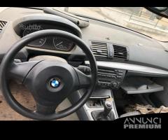 Bmw 118 d anno 2007 ricambi disponibili