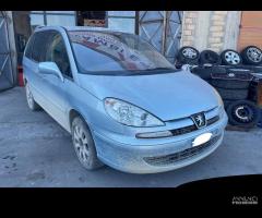 Ricambi Peugeot 807 2.2 HDi 128cv del 2004