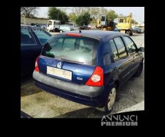 Renault clio 2003 ricambi disponibili