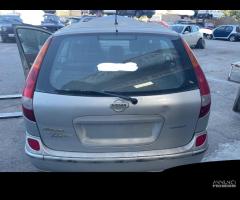 Ricambi Nissan Almera Tino 2.2 TD 114cv del 2001 - 17