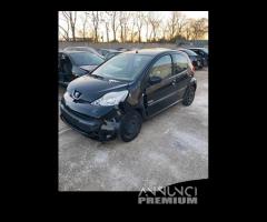 Peugeot 107 2009 ricambi disponibili