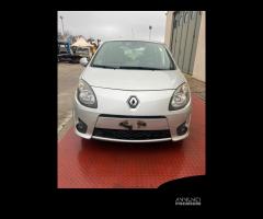 Renault twingo 2011 ricambi disponibili