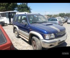 Ricambi Isuzu Tropper 3.0 TD 160cv del 2001 - 8