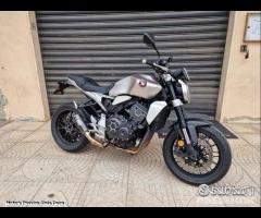 Honda CB 1000 R - 04/2022 - Accessoriata - 1