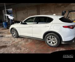 Ricambi Alfa Romeo Stelvio 2.2 diesel del 2018 - 6