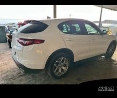 Ricambi Alfa Romeo Stelvio 2.2 diesel del 2018 - 7