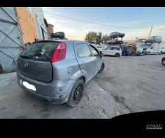 Ricambi Fiat Grande Punto 1.4 benz 77cv del 2010