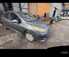 Ricambi Peugeot 207 1.4 benz 95cv del 2008