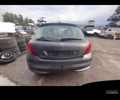 Ricambi Peugeot 207 1.4 benz 95cv del 2008