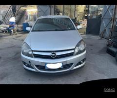 Ricambi Opel Astra GTC 1.9 CDTI 16V 150cv del 2006