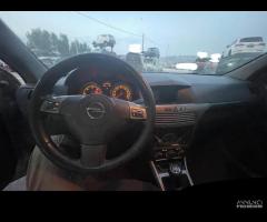 Ricambi Opel Astra GTC 1.9 CDTI 16V 150cv del 2006