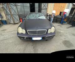 Ricambi Mercedes-Benz C270 2.7 CDI 170cv del 2003 - 2