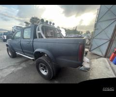 Nissan Navara Pick-Up 2.5 diesel 103cv del 2000 - 16