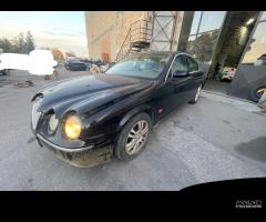 Ricambi Jaguar S-Type 2.7 diesel V6 207cv del 2005