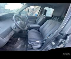 Ricambi Renault Scenic 1.9 dCi 130cv del 2007