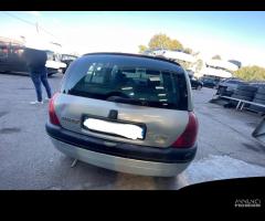 Ricambi Renault Clio 1.2 benz 60cv del 1999 - 3