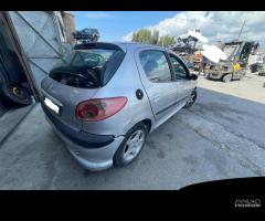 Ricambi Peugeot 206 1.4 HDi 70cv del 2005