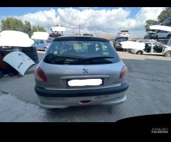 Ricambi Peugeot 206 1.4 HDi 70cv del 2005