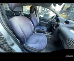 Ricambi Peugeot 206 2.0 HDi 90cv del 2005 - 6