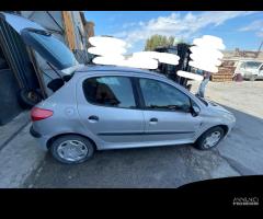 Ricambi Peugeot 206 2.0 HDi 90cv del 2005 - 15