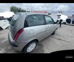 Ricambi Lancia Y 1.2 benz 60cv del 2004 - 8