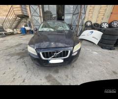 Ricambi Volvo V70 2.4 diesel 164cv del 2008