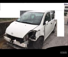 Daihatsu Sirion 1.0 1KR PER RICAMBI 190.000km - 1