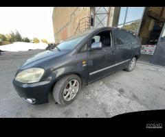 Ricambi Toyota Avensis Verso 2.0 D-4D del 2007