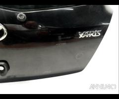 PORTELLONE POSTERIORE COMPLETO TOYOTA Yaris Serie