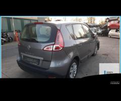 Ricambi Usati RENAULT SCENIC 3a Serie 2010 - 4