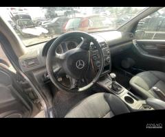 Ricambi Mercedes-Benz A200 CDI 140cv del 2006 - 16