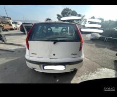 Ricambi Fiat Punto 1.9 JTD 80cv del 2002