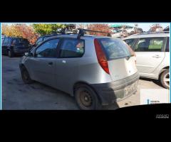 Ricambi Usati FIAT PUNTO (1N/1P) 2000 - 3