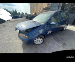 Ricambi Fiat Punto 1.2 benz 60cv del 2001