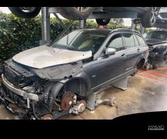 Motore c220 mercedes W204 125KW 180.000KM 646811