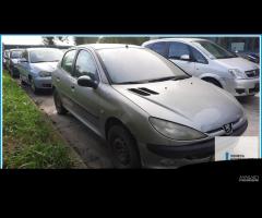 Ricambi Usati PEUGEOT 206 2001