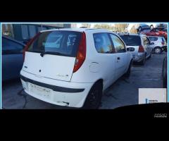 Ricambi Usati FIAT PUNTO (1N/1P) 2002