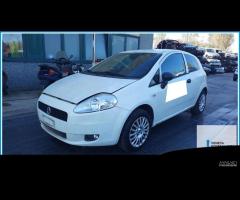 Ricambi Usati FIAT PUNTO VAN (51) 2011