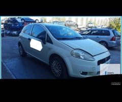 Ricambi Usati FIAT PUNTO VAN (51) 2011