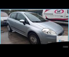 Ricambi Usati FIAT GRANDE PUNTO (2Y) 2007