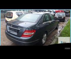 Ricambi Usati MERCEDES-BENZ Classe C (W/S204) 2008