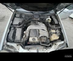 Ricambi Mercedes-Benz E300 diesel 136cv del 1996 - 9