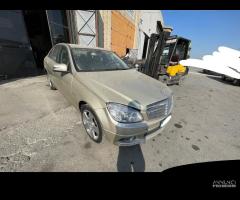 Ricambi Mercedes-Benz C220 CDI 170cv del 2010 - 15