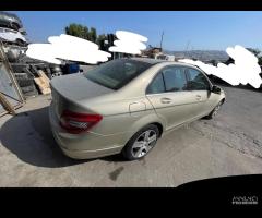 Ricambi Mercedes-Benz C220 CDI 170cv del 2010 - 16