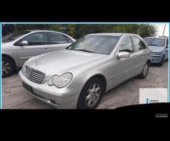 Ricambi Usati MERCEDES-BENZ Classe C (W/S203) 2002 - 1