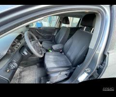 Ricambi Volkswagen Passat 1.9 TDI 105cv del 2006 - 11